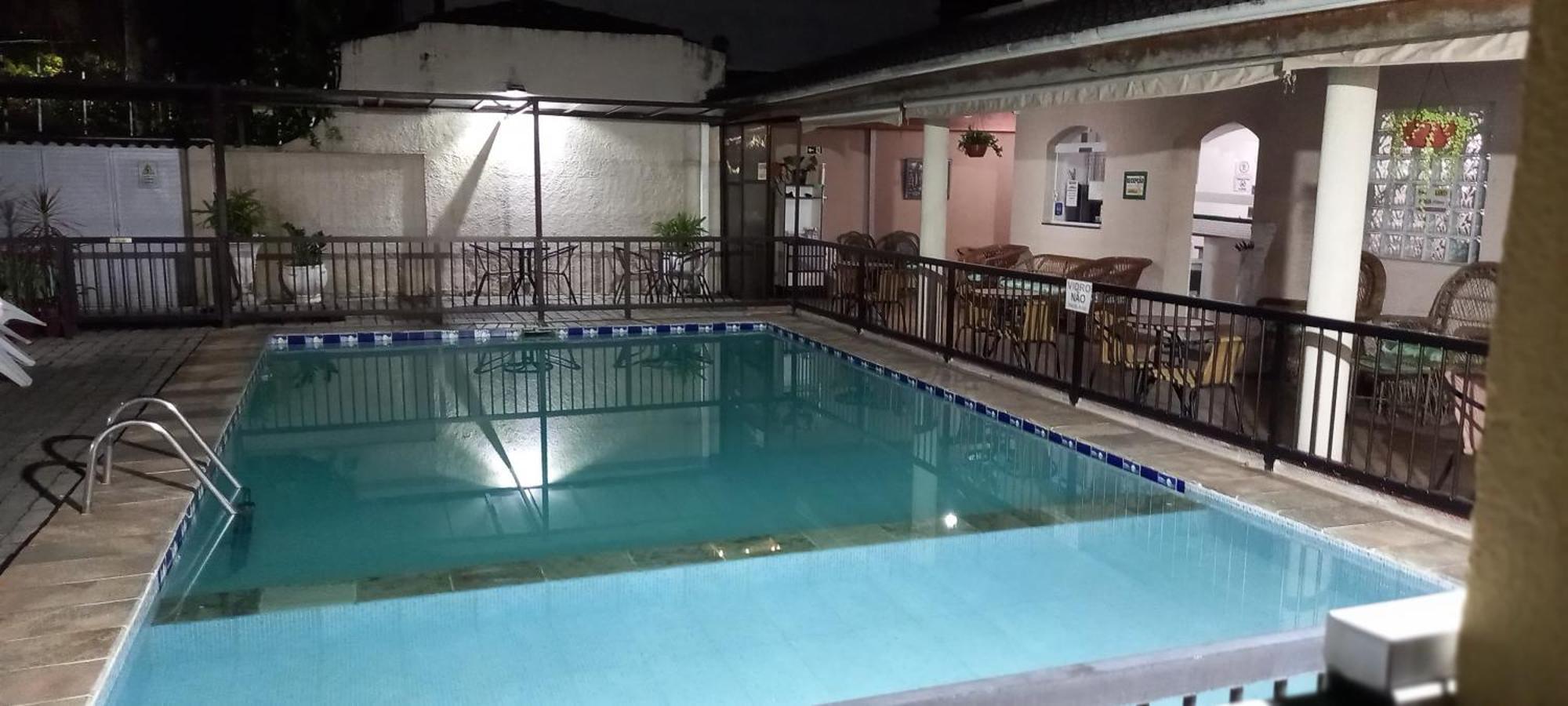 Pousada Parque Suites Estacionamento E Piscina Guarujá Exteriér fotografie
