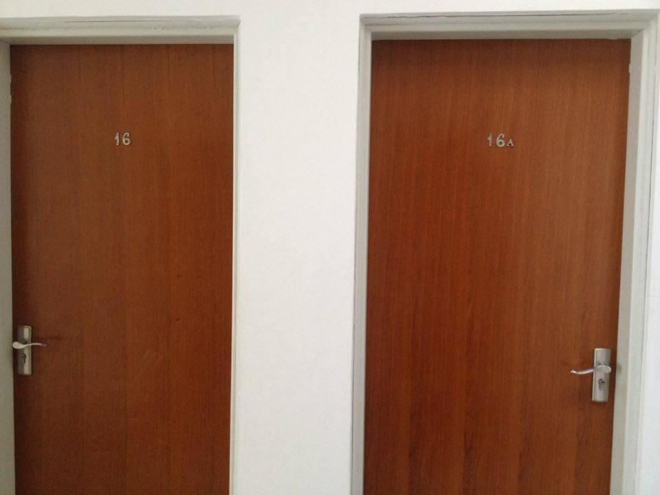Pousada Parque Suites Estacionamento E Piscina Guarujá Pokoj fotografie